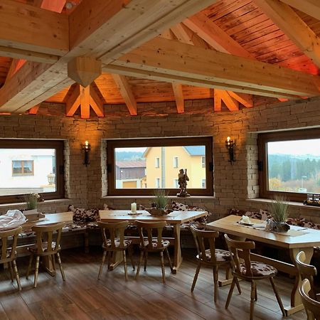 Hotel Alpenhof Markneukirchen Buitenkant foto